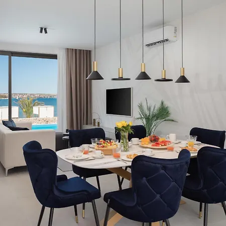 Holiday Palms-2 By Interhome Vikendica Tkon